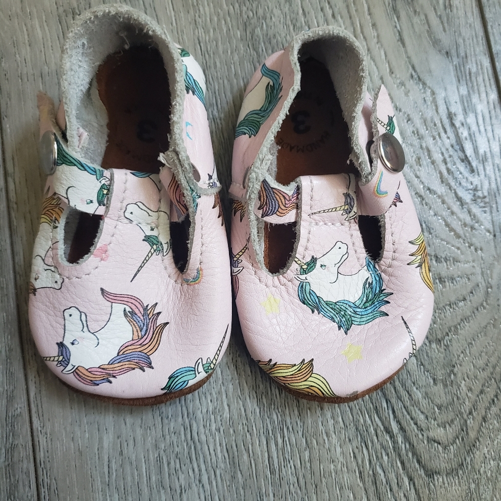 Monpetit unicorn soft soled t-strap size 3